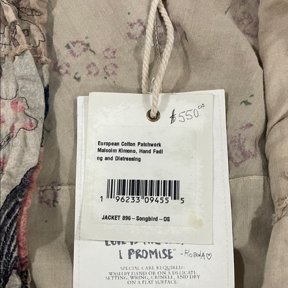 Magnolia Pearl Artistic Floral Cape Jacket - Picture 5 of 8